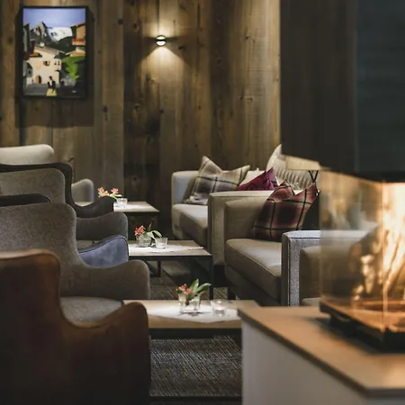 Schwarzer Adler - Sport & 4*