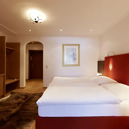 Hotell Schwarzer Adler - Sport & 4*
