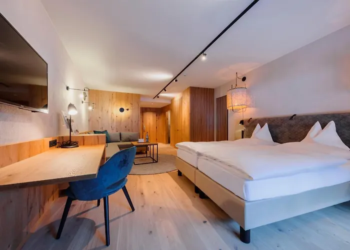 Schwarzer Adler - Sport & 4* Sankt Anton am Arlberg