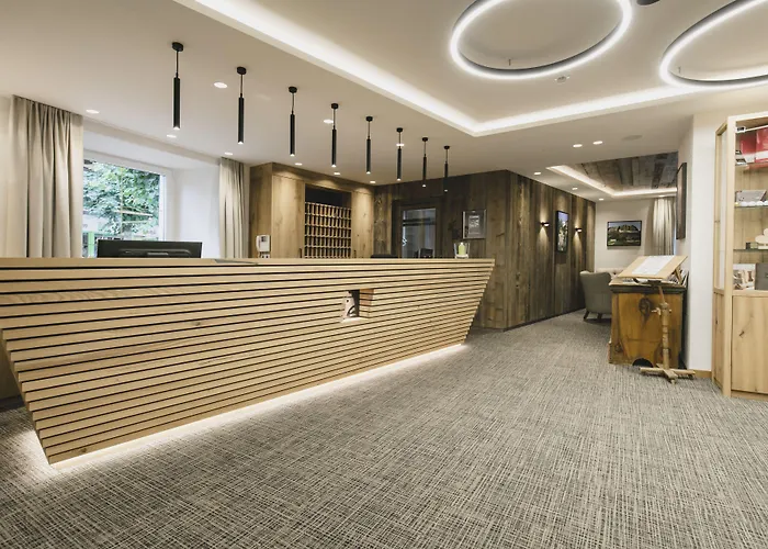 Schwarzer Adler - Sport &