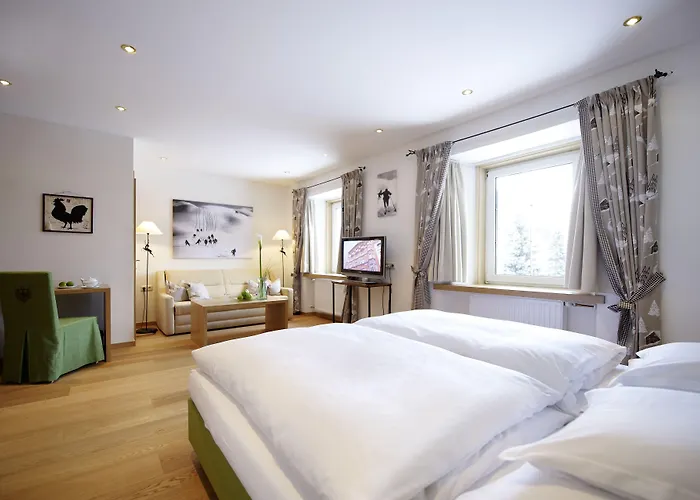 Schwarzer Adler - Sport & Hotel 4*