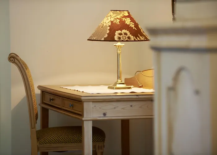 Schwarzer Adler - Sport & 4*