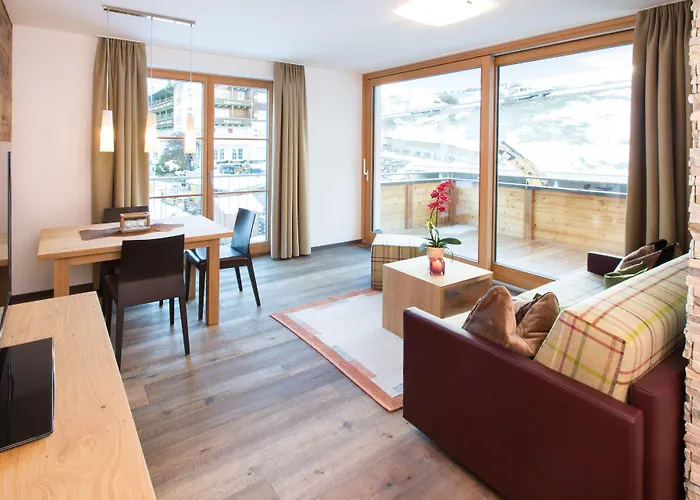 Schwarzer Adler - Sport & Hotel 4*