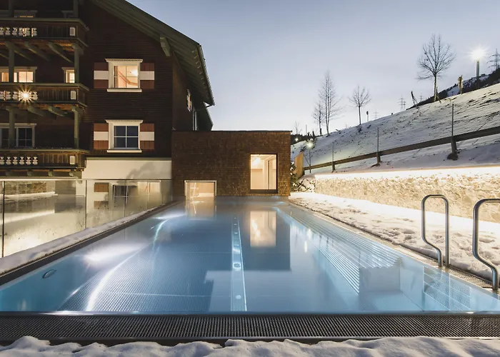 Schwarzer Adler - Sport & Hotel