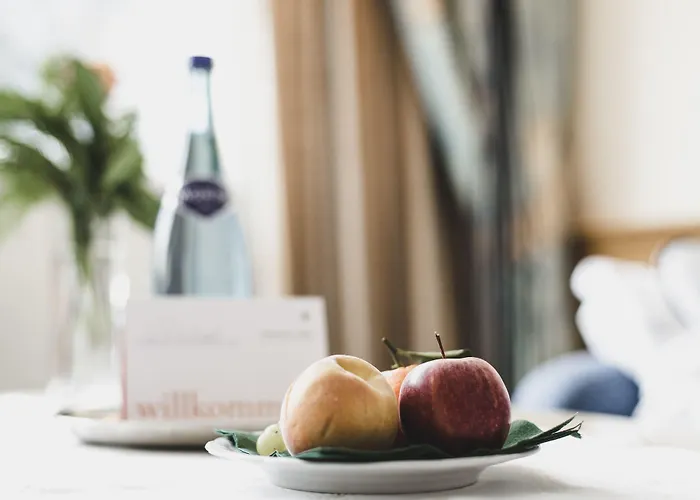 Schwarzer Adler - Sport & 4*