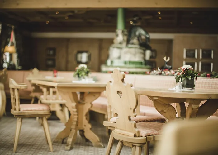 Schwarzer Adler - Sport & 4*