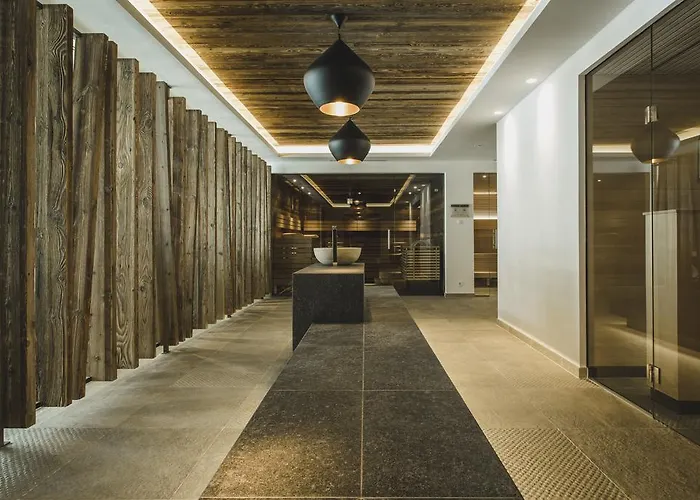 Ξενοδοχείο Schwarzer Adler - Sport & 4*