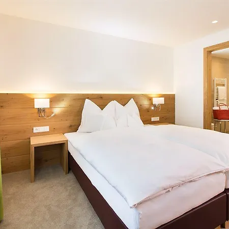 Hotel Schwarzer Adler - Sport&spa St. Anton am Arlberg