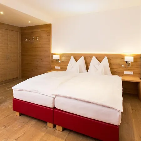 Schwarzer Adler - Sport&spa Hotel St. Anton am Arlberg