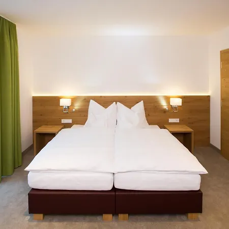 Hotel Schwarzer Adler - Sport&spa 4*