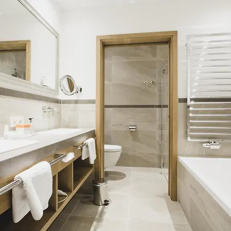 Schwarzer Adler - Sport&spa Hotel