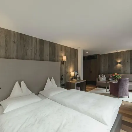 Schwarzer Adler - Sport&spa Hotel St. Anton am Arlberg