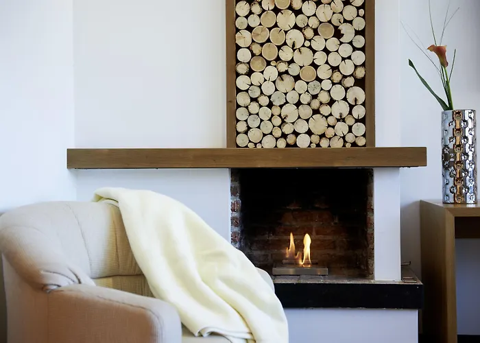 Schwarzer Adler - Sport & מלון סן אנטון